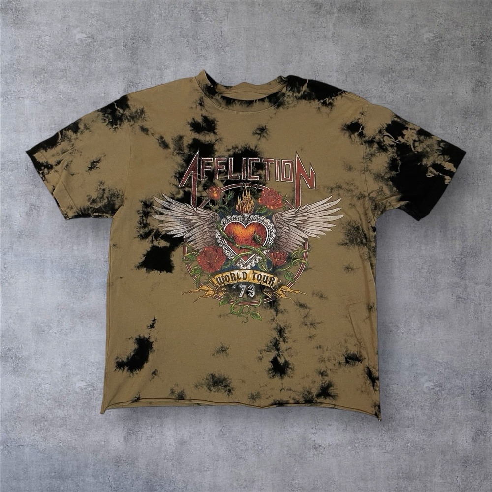 Affliction T Shirt Womens M ‎ Tie Dye Graphic World Tour Wings Heart Y2K Grunge - Picture 2 of 6